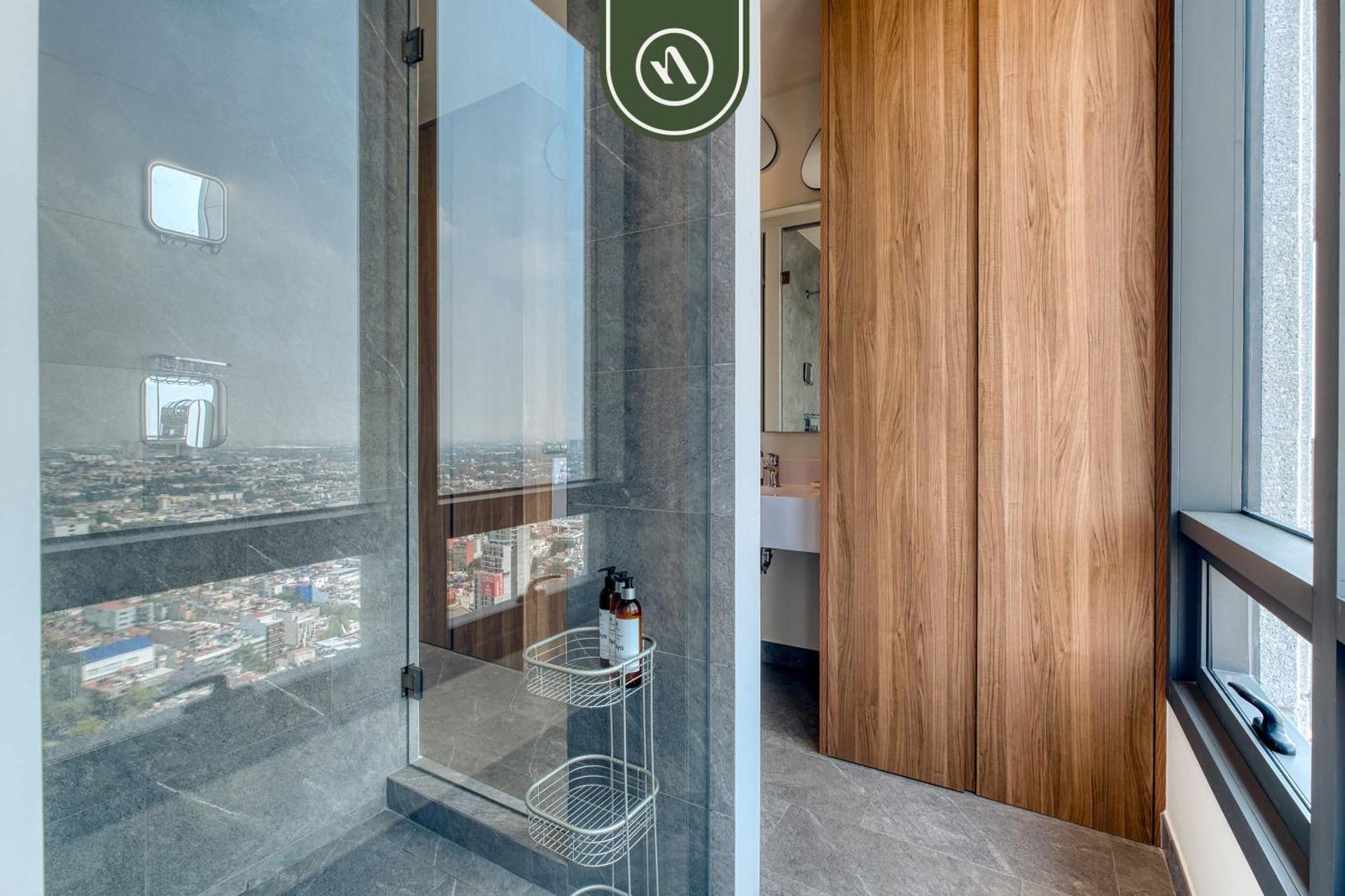 Luxury 2 Bedroom - Amazing View - Pool - Gym Apartment