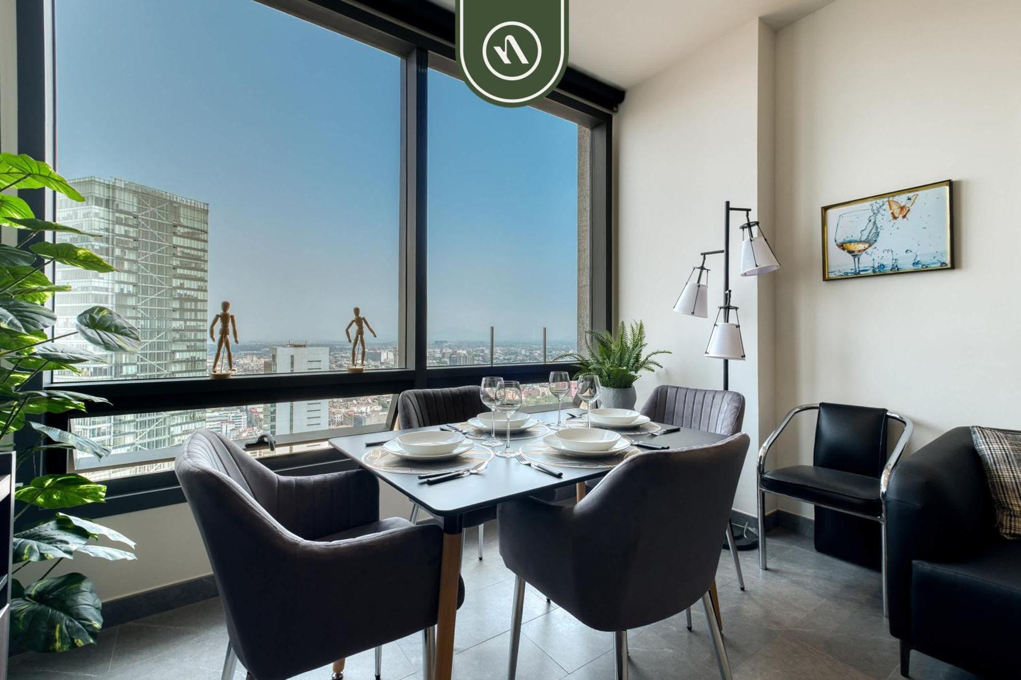 Luxury 2 Bedroom - Amazing View - Pool - Gym Apartment