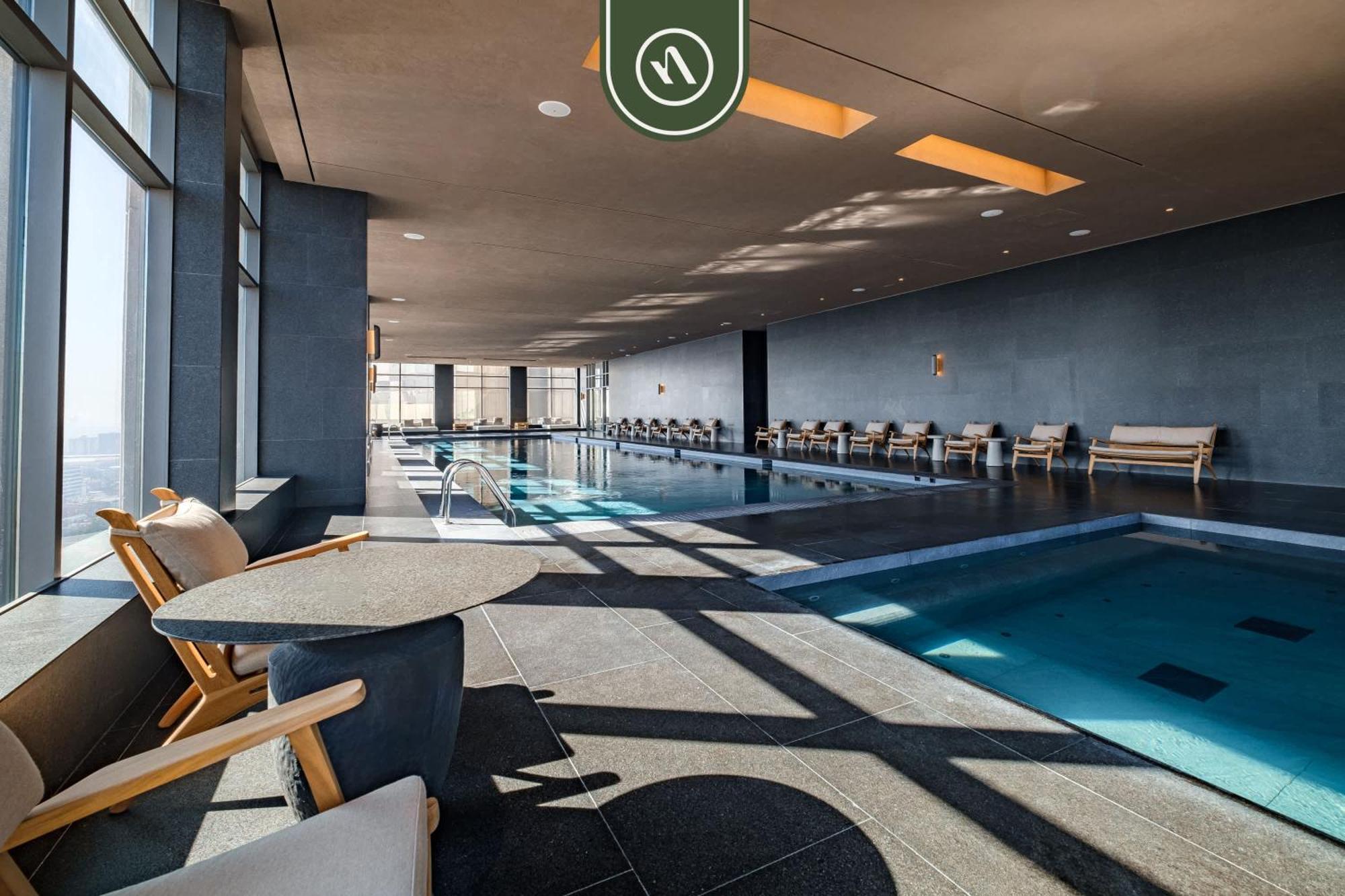 Apartment Luxury 2 Bedroom - Amazing View - Pool - Gym *